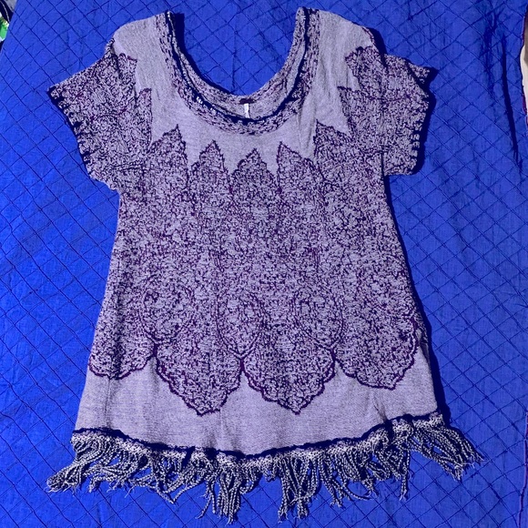 Cute Free People Kilm Swing top with fringe on bottom sz S - Picture 2 of 6